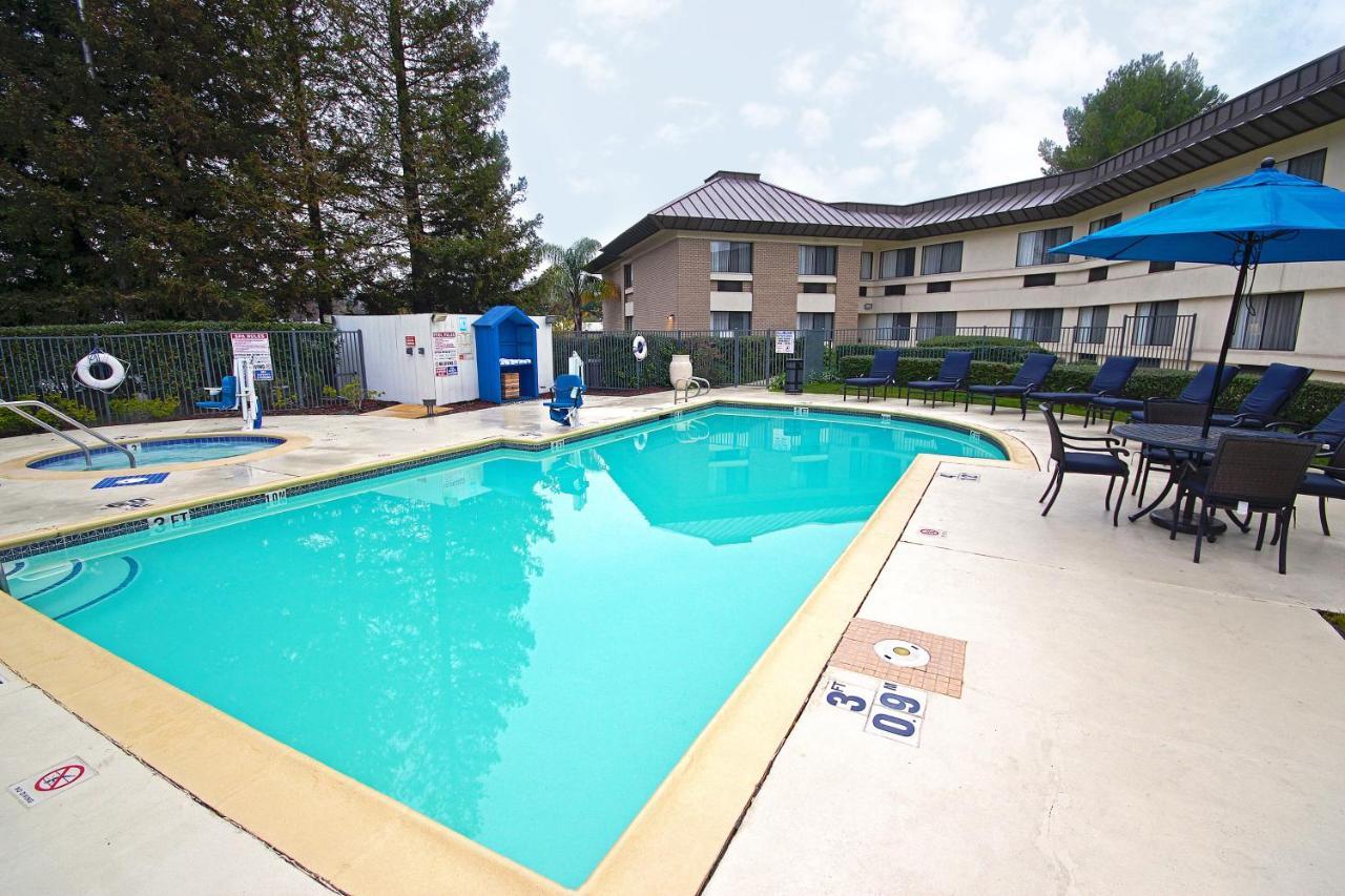 Holiday Inn Express Walnut Creek By Ihg Zewnętrze zdjęcie